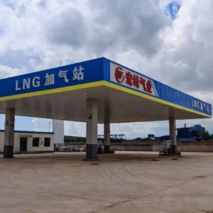 Standard LNG refueling station